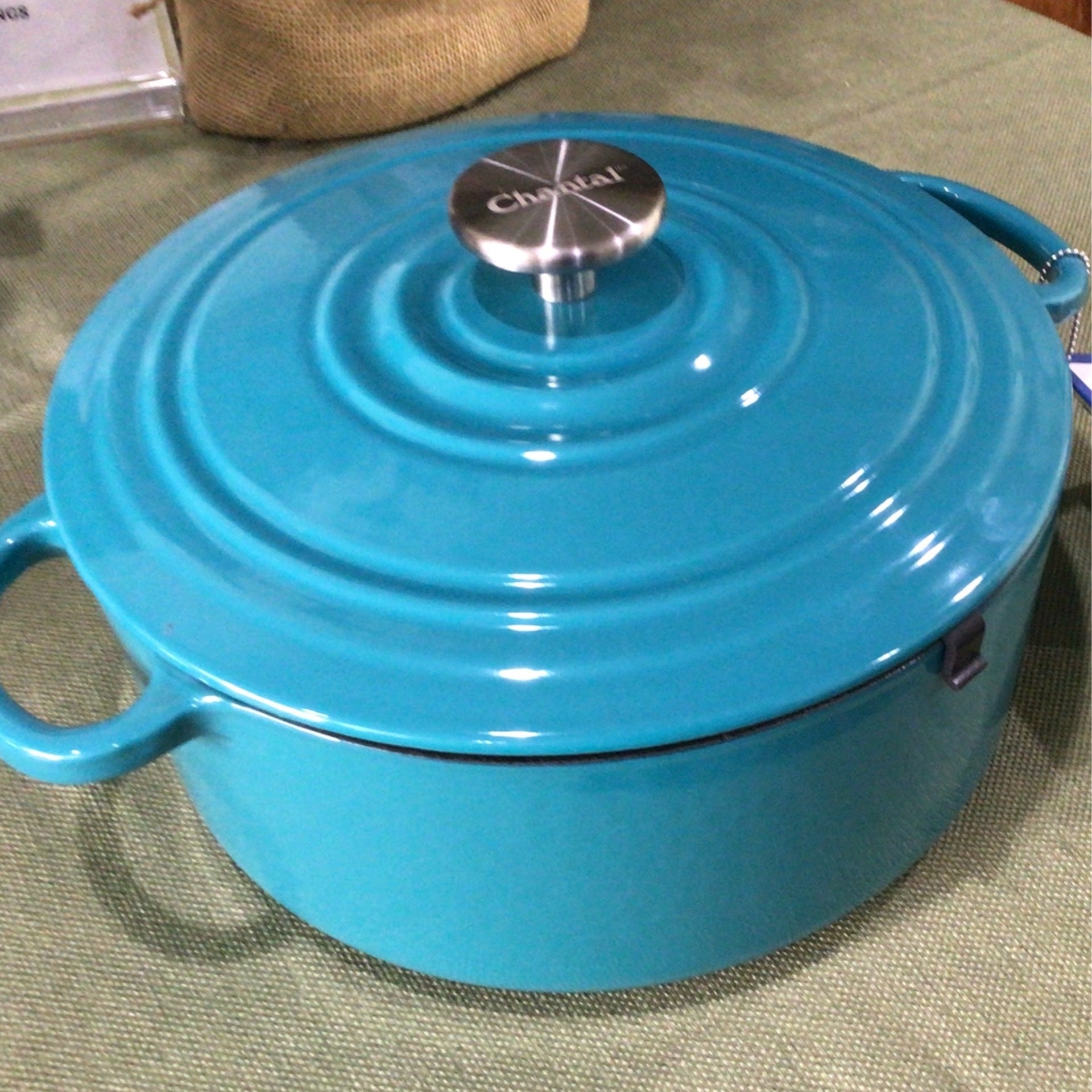 Chantal Cast Iron Dutch Oven, 7-Quart